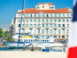 SMARTBOX - Coffret Cadeau 2 jours ensoleillés avec vue sur le port en hôtel 4* au cœur de Marseille -  Séjour