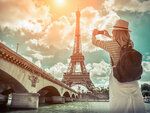 SMARTBOX - Coffret Cadeau Accès au 2e étage de la tour Eiffel et croisière sur la Seine pour 2 -  Sport & Aventure