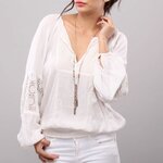 Shaggi : Collier long avec pompons