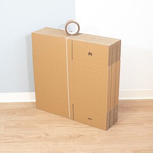 Lot de 20 cartons livres  bd  vinyles + 1 adhésif offert