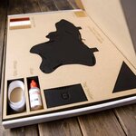 Mimi innovations décoration carte du monde murale bois noir 130x78 cm