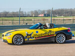 SMARTBOX - Coffret Cadeau Stage de pilotage junior : 10 tours au volant d'une BMW Z4 Roadster -  Sport & Aventure