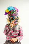Masques enfant à gratter 23 5 x 16 5 cm + élastiques et grattoir 4 pièces