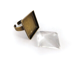 Bague carrée avec cabochon 20 mm Bronze