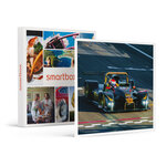 SMARTBOX - Coffret Cadeau Journée F1 : 3 tours de baptême passager en Wolf Tornado avec simulateur  visite et repas près d'Alès -  Sport & Aventure