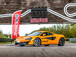 SMARTBOX - Coffret Cadeau - Pilotage d'une McLaren 540C lors de 3 tours de piste à Biltzheim