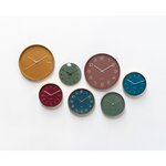 Horloge en métal mat lofty