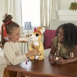 Furreal friends  peluche interactive maman josie le kangourou  version française