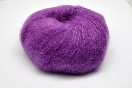 Laine Flore Nuance 109 (dans les tons violets) 1 pelote