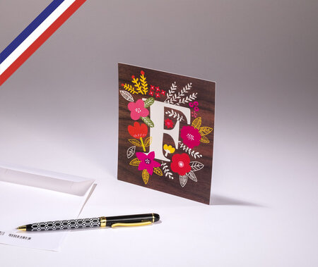 Carte simple bouton d'or créée et imprimée en france - la lettre f