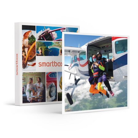 SMARTBOX - Coffret Cadeau Vol et saut en parachute au-dessus des plus belles plages et falaises normandes -  Sport & Aventure