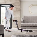 Shark hz500eu - aspirateur balai avec fil - manche flexology pliable a 180° - brosse motorisée multi-surfaces duoclean