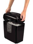 Destructeur de document powershred 8c particules 4x35 mm 8feuilles 14 litres noir fellowes
