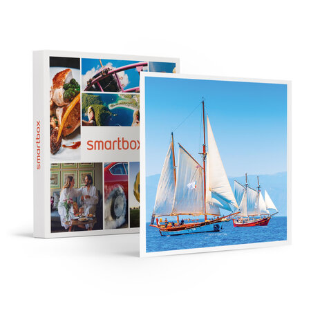 SMARTBOX - Coffret Cadeau 4h de croisière au soleil couchant vers les îles du Frioul pour 2 -  Sport & Aventure
