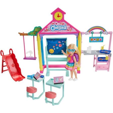 Barbie chelsea a l'école