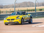 SMARTBOX - Coffret Cadeau Stage de pilotage junior : 10 tours au volant d'une BMW Z4 Roadster -  Sport & Aventure