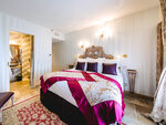 SMARTBOX - Coffret Cadeau Escale de 2 jours dans le Luberon en hôtel 4* avec modelage et accès à l'espace détente -  Séjour