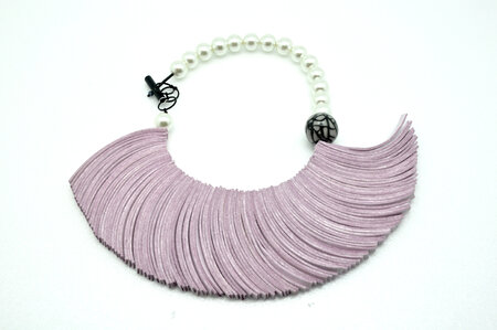 Collier suédine et perles Rose