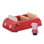 Peppa pig - voiture en bois rouge avec 1 personnage