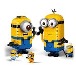 Lego 75551 maxi-minions et leurs repaires modele d'exposition comprenant les figurines des minions stuart  kevin et bob
