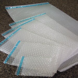 Lot de 100 sachets bulles d'air 400x600 mm avec rabat adhésif