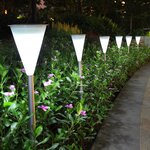 Balise solaire à planter creamy w73 blanc acier inoxydable h73cm