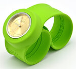 Montre classic bracelet vert et cadran gold sun.