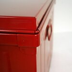Malle de rangement en métal rouge 225 litres