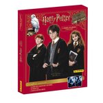 PANINI - Harry Potter Le Manuel du Sorcier - Coffret : 1 Album cartonné + 16 pochettes + 2 cartes Edition Limitée
