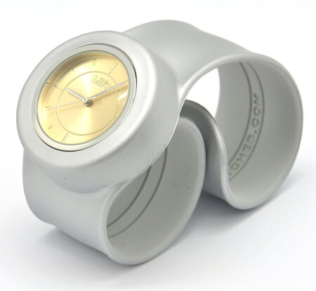 Montre classic bracelet silver et cadran gold sun.