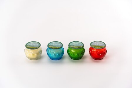 Lot de 4 bougies citronnelle d'extérieure - Contre les moustiques - A la cire de soja - 7 x 5 5 cm
