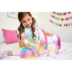 Barbie dreamtopia barbie et sa licorne lumieres magiques - 32 cm