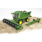 BRUDER - 2132 - Moissonneuse JOHN DEERE T670i - Echelle 1:16 - 60 cm
