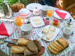 SMARTBOX - Coffret Cadeau 3 jours insolites en yourte près de Limoges pour 3 personnes -  Séjour