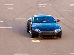 SMARTBOX - Coffret Cadeau Pilotage Aston-Martin V8 Vantage : 2 tours sur le circuit de Folembray -  Sport & Aventure