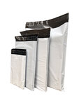 Assortiment de 400 enveloppes plastiques opaques vad (4 dimensions différentes)
