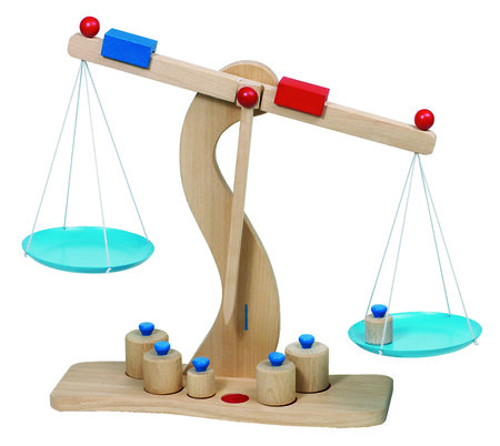 Balance en bois avec poids - Goki