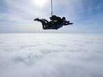 SMARTBOX - Coffret Cadeau Saut en parachute avec moniteur à 4200 m d'altitude en semaine près de Saint-Quentin -  Sport & Aventure
