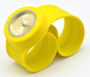 Montre classic bracelet jaune et cadran gold sun.