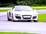 SMARTBOX - Coffret Cadeau Stage de pilotage : 4 tours sur le circuit de Pouilly-en-Auxois en Audi R8 V10 -  Sport & Aventure