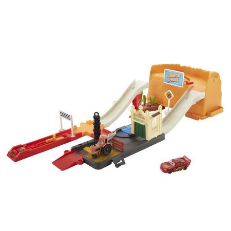 Cars - coffret jeu radiator springs - mini-véhicules
