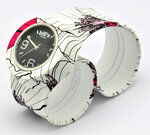 Montre classic bracelet coquelicot et cadran noir